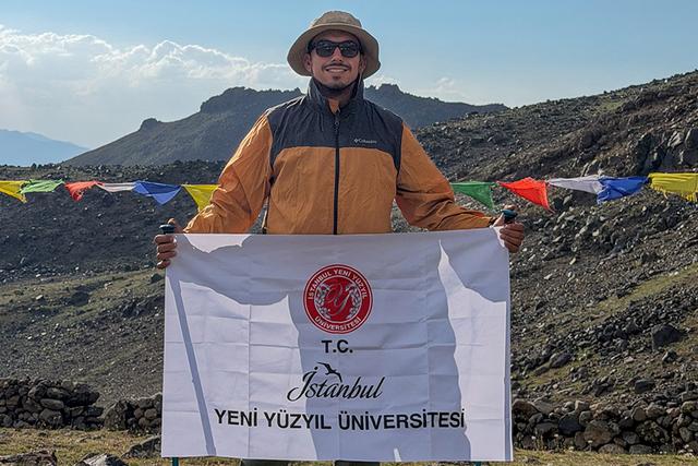 https://cmsapi.yeniyuzyil.edu.tr/news-media/big/52d72c54-db25-4531-99f4-e7139741d3602.jpg