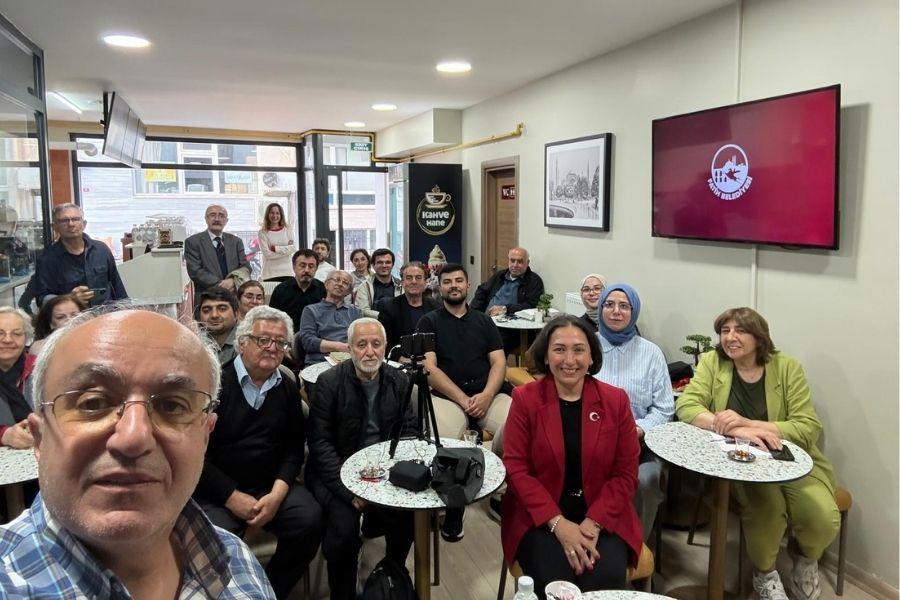 https://cmsapi.yeniyuzyil.edu.tr/news-media/big/5d8fa5ba-c40c-449e-be7c-1c87823ea9392-3.jpg