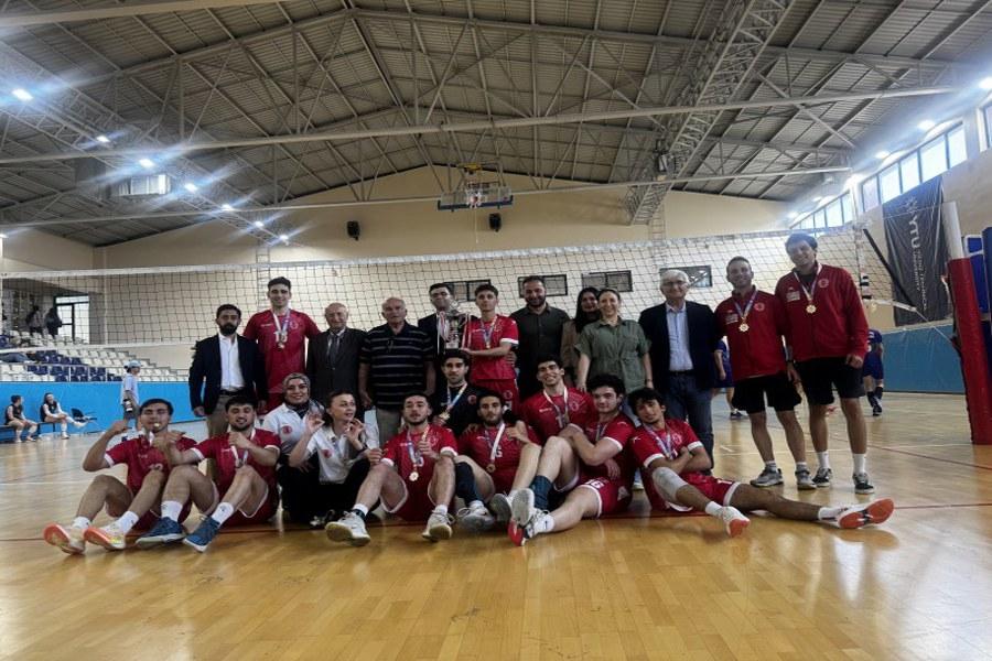 https://cmsapi.yeniyuzyil.edu.tr/news-media/big/5fecdc02-6c2c-43d6-a1ba-f6674a872b9f1.jpg