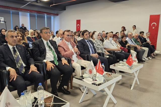 https://cmsapi.yeniyuzyil.edu.tr/news-media/big/6c57c7f6-1b54-4b05-9c56-49c1195455ed18.jpg