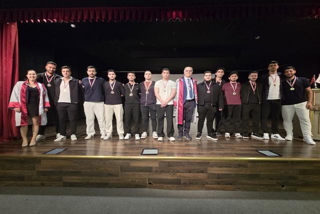 https://cmsapi.yeniyuzyil.edu.tr/news-media/big/719f905b-a1ab-4e49-88ef-057cbcd75f1b1.jpg