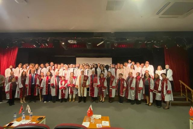 https://cmsapi.yeniyuzyil.edu.tr/news-media/big/80c6ddc1-9b65-4a4f-9256-e73cfbf76d7e67.jpeg