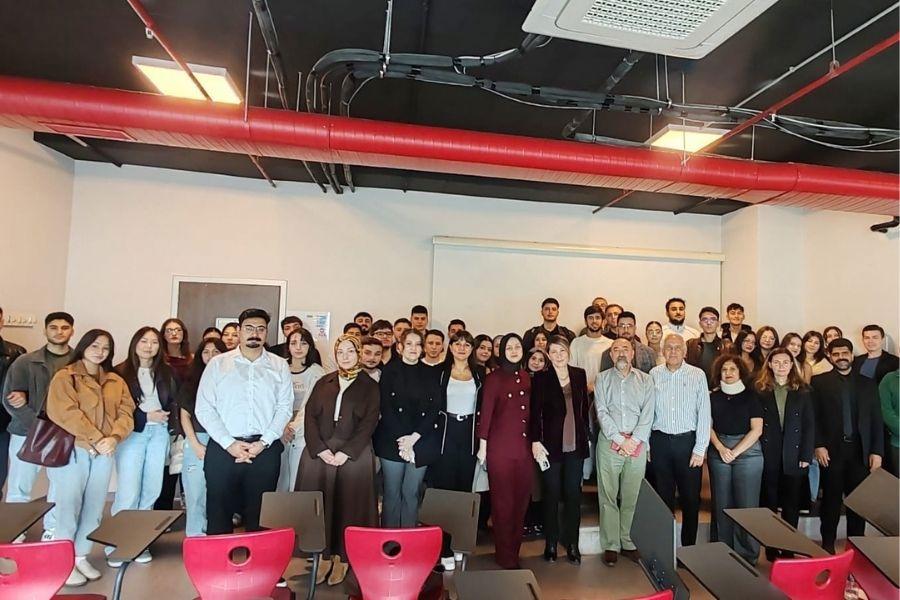 https://cmsapi.yeniyuzyil.edu.tr/news-media/big/d91425d3-1471-4686-94e9-72c4cea7c56c9.jpg